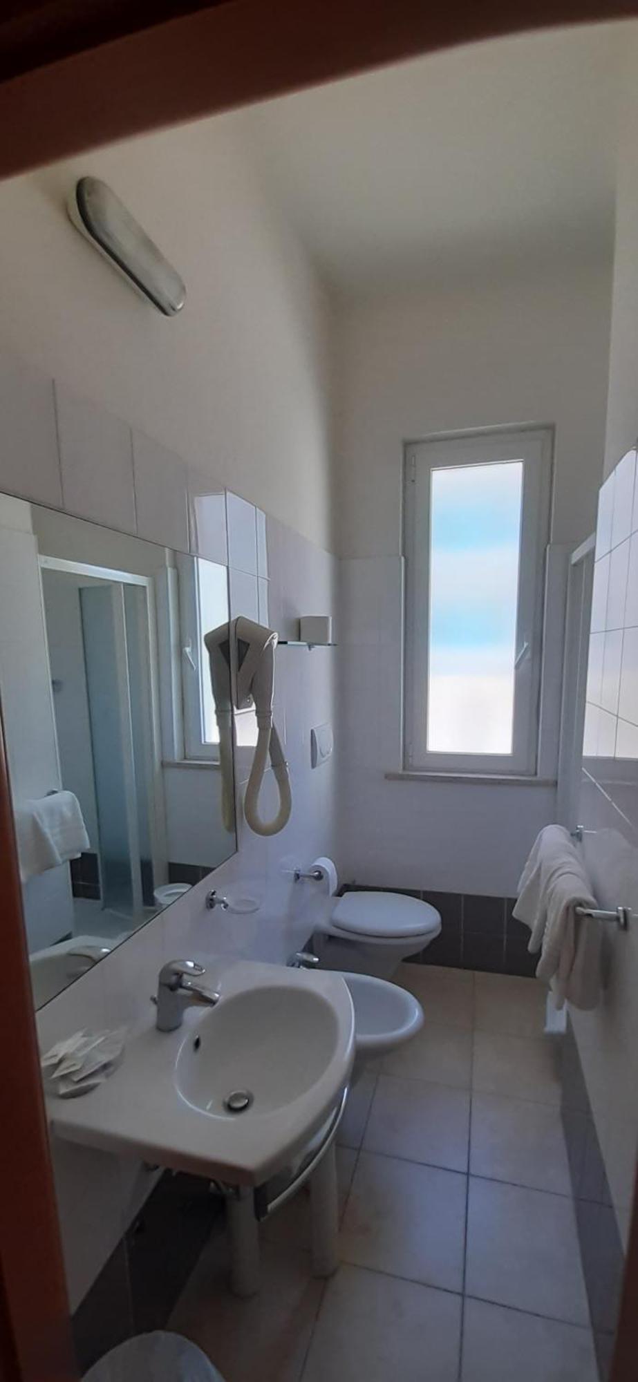 Hotel Belmar Cattolica Bagian luar foto