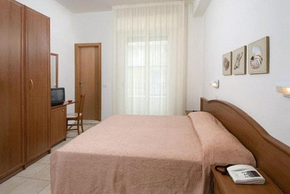 Hotel Belmar Cattolica Bagian luar foto