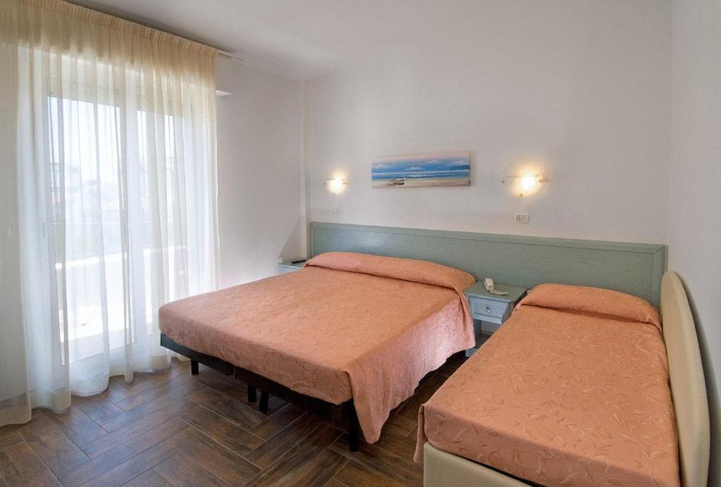 Hotel Belmar Cattolica Bagian luar foto